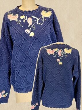 VINTAGE 90s cottage flower embroidered knit sweater Northern Reflections navy L
